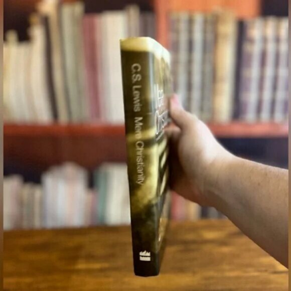 Mere Christianity by C.S. Lewis (English) Hardcover ISBN: 9780060652883 - Picture 6 of 8